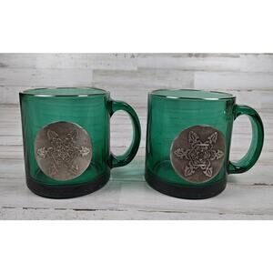 Set of 2 Green Glass Mugs Snowflake Aluminum Medallion Holiday Coffee Cups 12oz